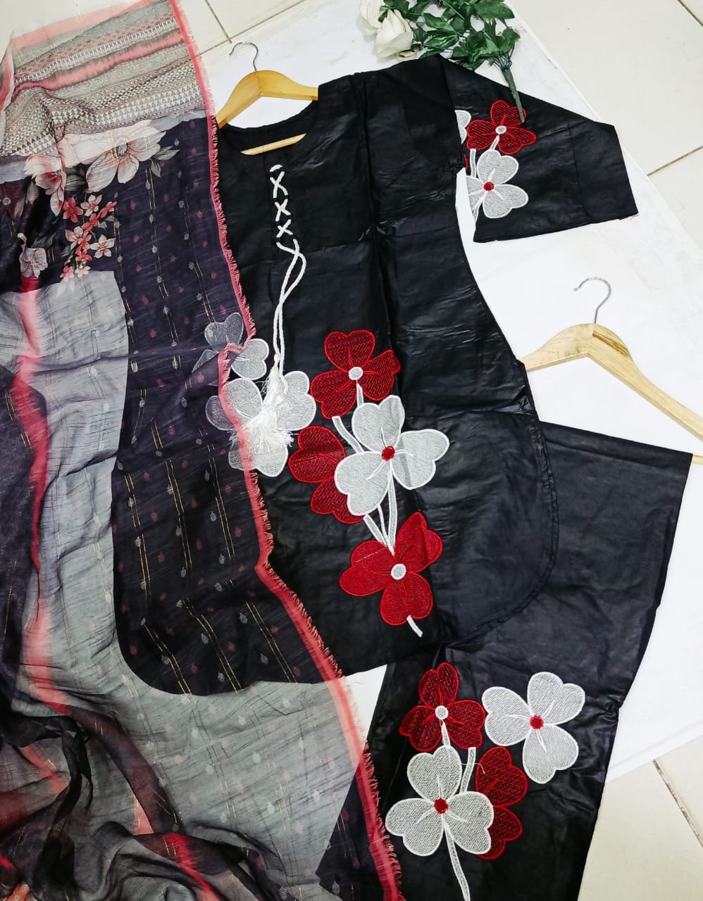 BIN ISLAM FABRICS 3 PIECE STITCHED SUIT - Image 2