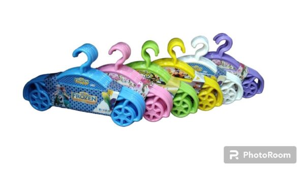 Kids Cloth Hanger