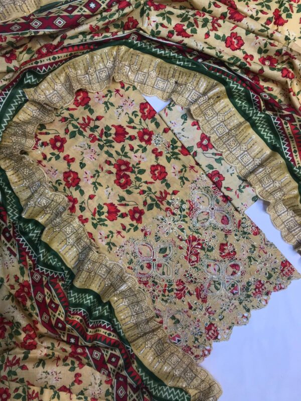 MARIA.B The Most Famous Chicken Kari Unstitched 3 Piece Collection - Image 19