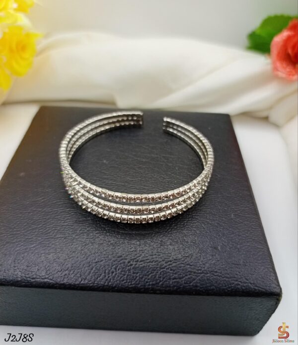 Fancy High Quality Gold Plated Zircon 3 Layers Handcuff - Image 4