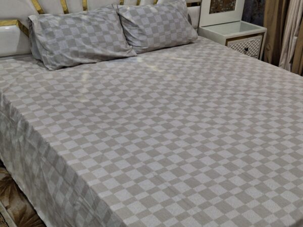 KING SIZE EXPORT QUALITY BEDSHEETS - Image 9
