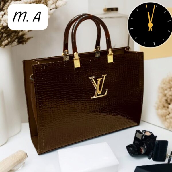 LV Big Size Acrylic Handle Shoulder Bag for Girls - Image 4