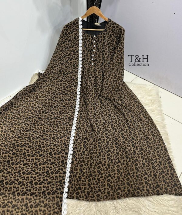T&H COLLECTION CHIFFON MAXI SAME DUPATTA 2PC - Image 4