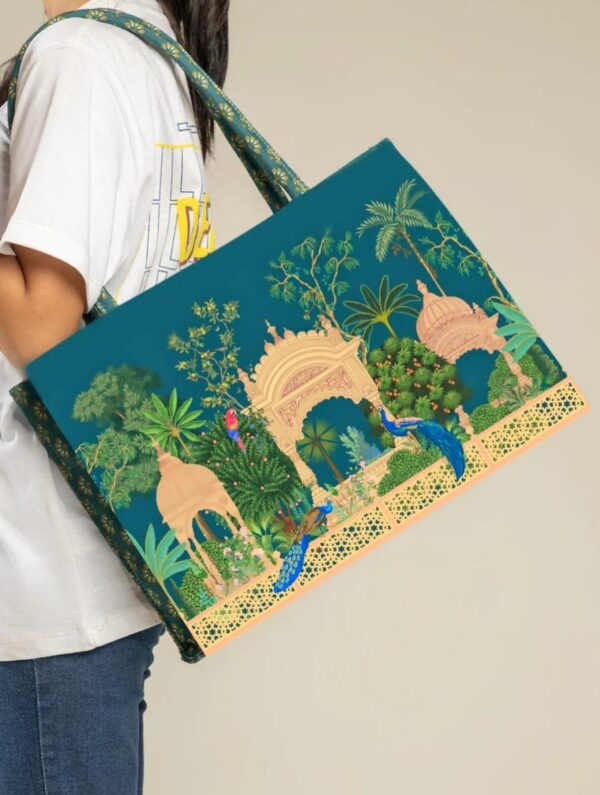 HIGH QUALITY BIG SIZE TOTE BAGS